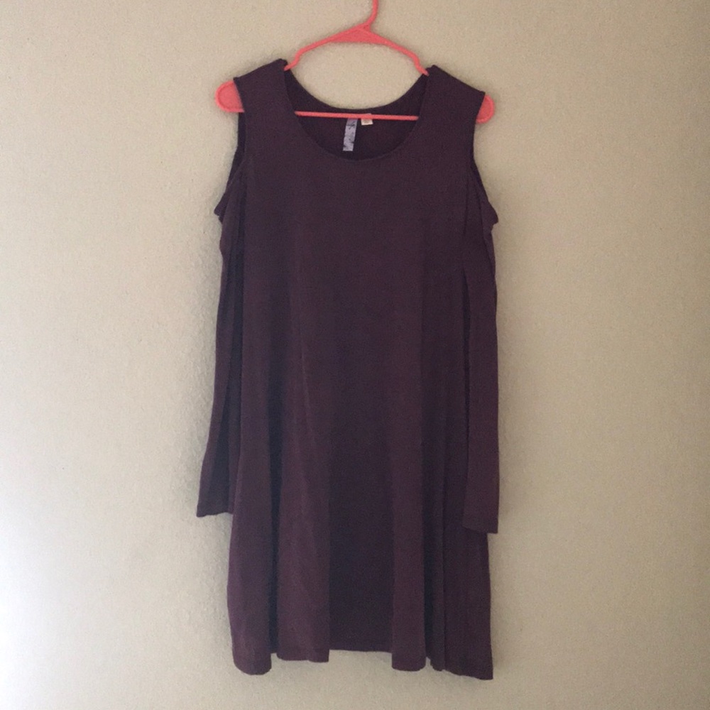 Dress - Picture 1 of 5